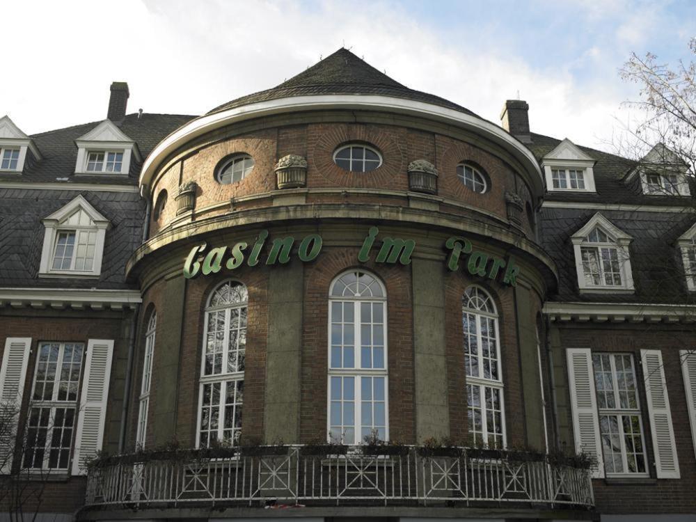 Hotel Casino Im Park Kamp-Lintfort Exterior foto